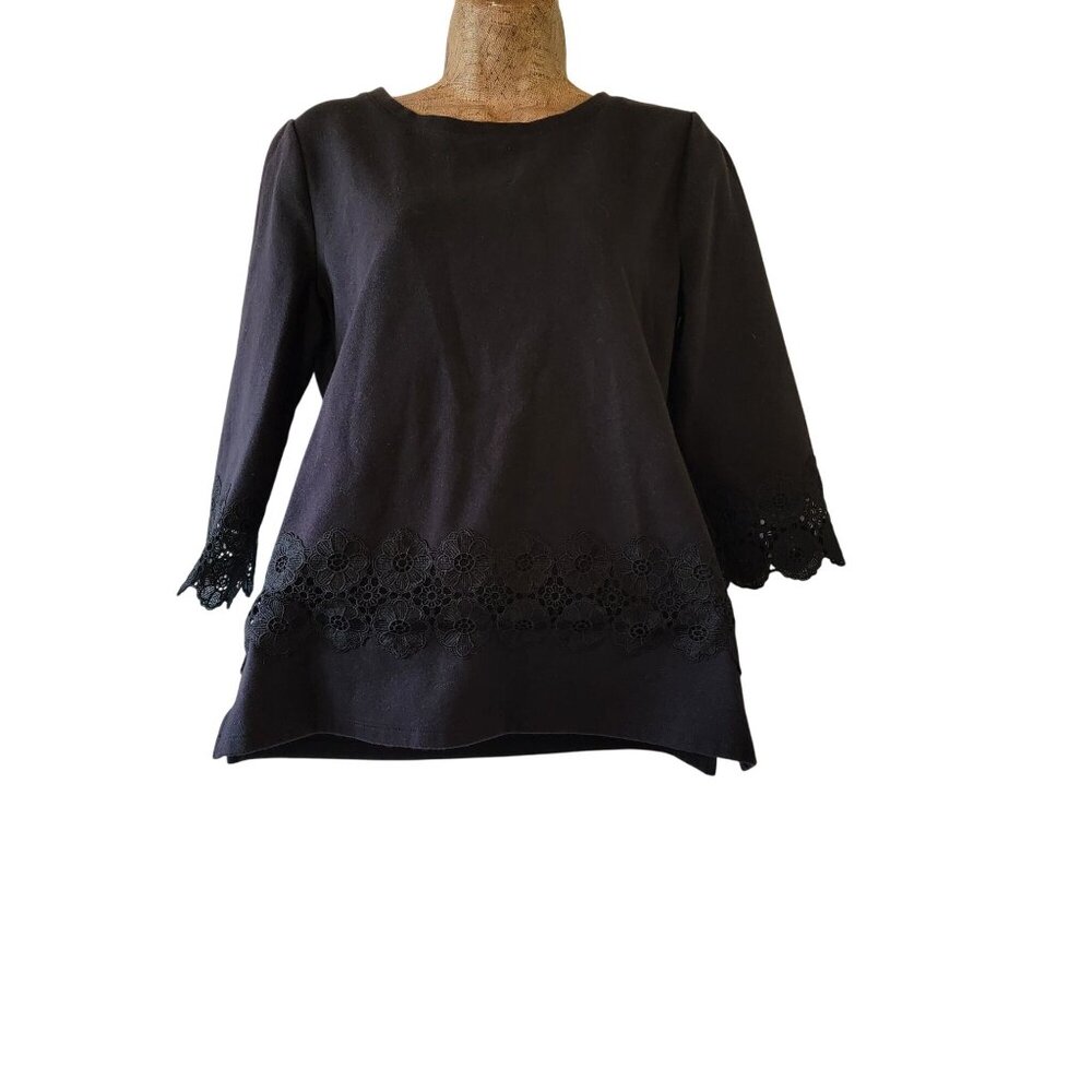 Talbots Petites Black 3/4 Sleeve Top With Floral Lace Hem & Sleeves